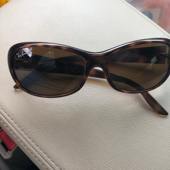 Ray ban sunglasses - Picture 2 of 3